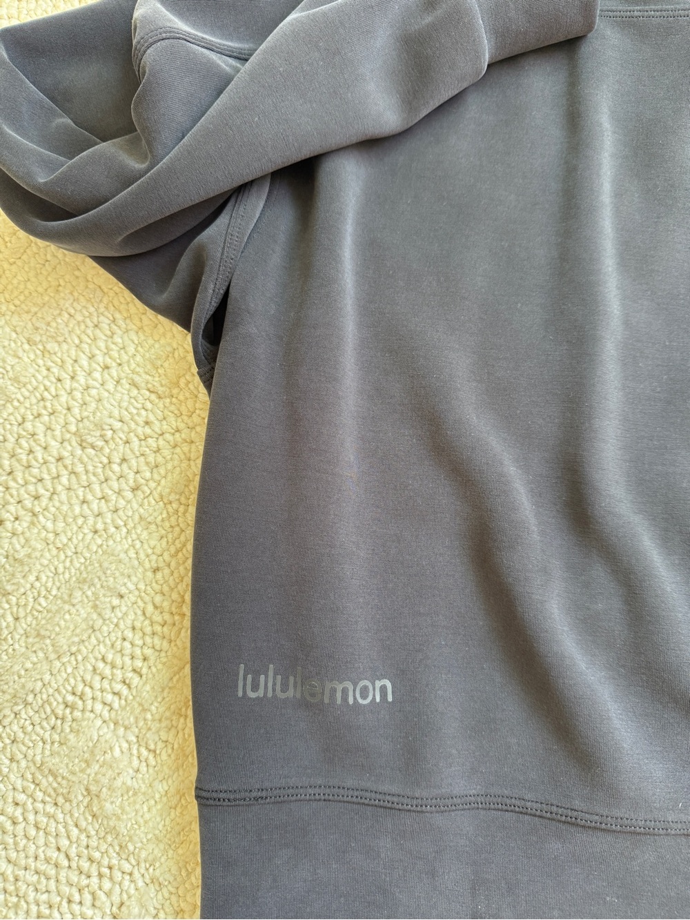 Lululemn softstreme crewneck size 6 black - Picture 2 of 2